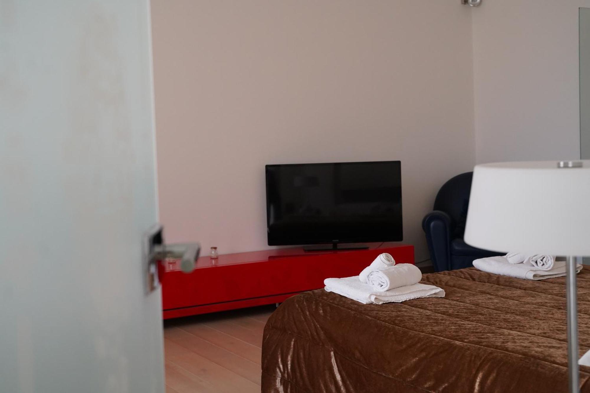 Suite Home D'Aragona Lecce Esterno foto