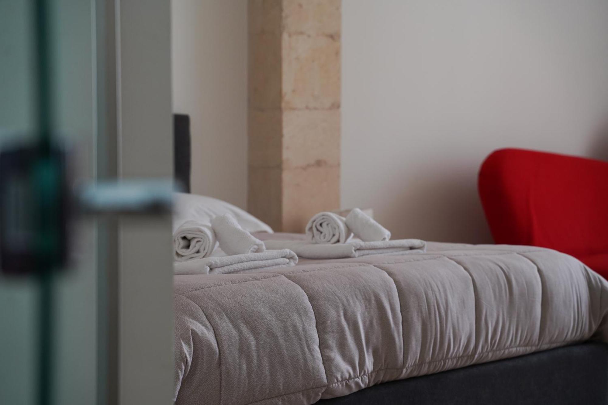 Suite Home D'Aragona Lecce Esterno foto