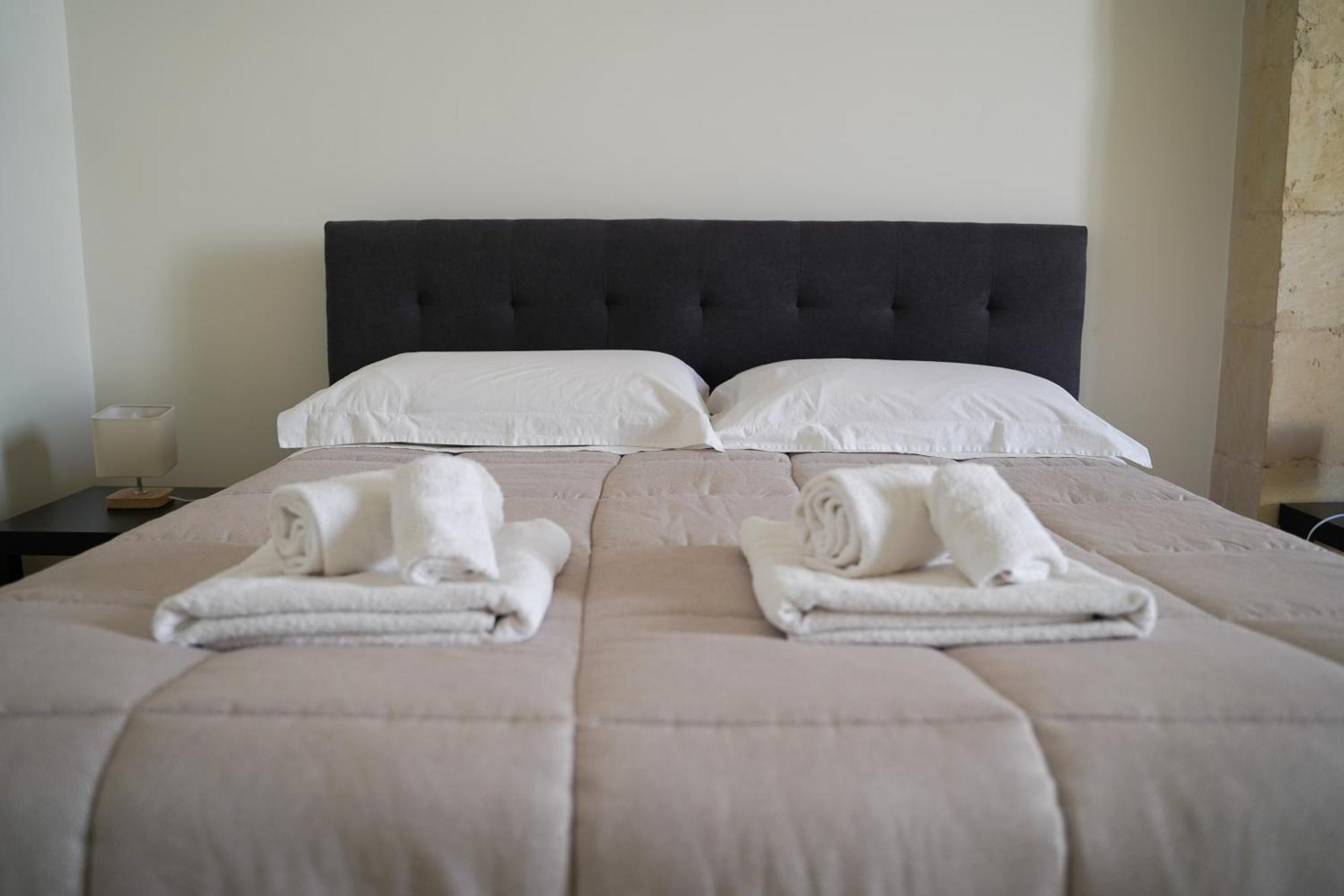Suite Home D'Aragona Lecce Esterno foto