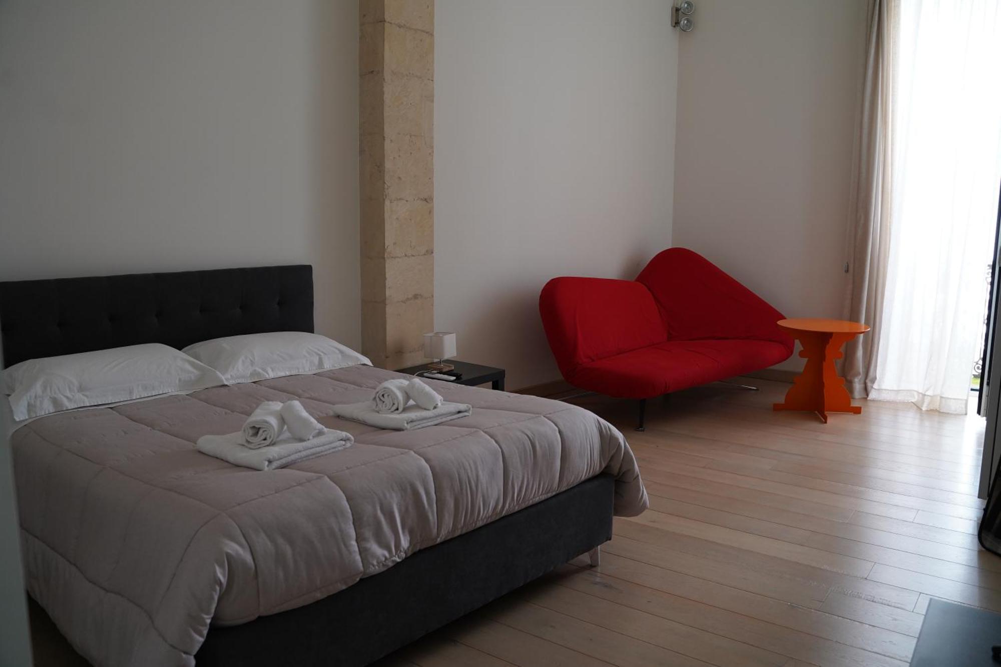 Suite Home D'Aragona Lecce Esterno foto