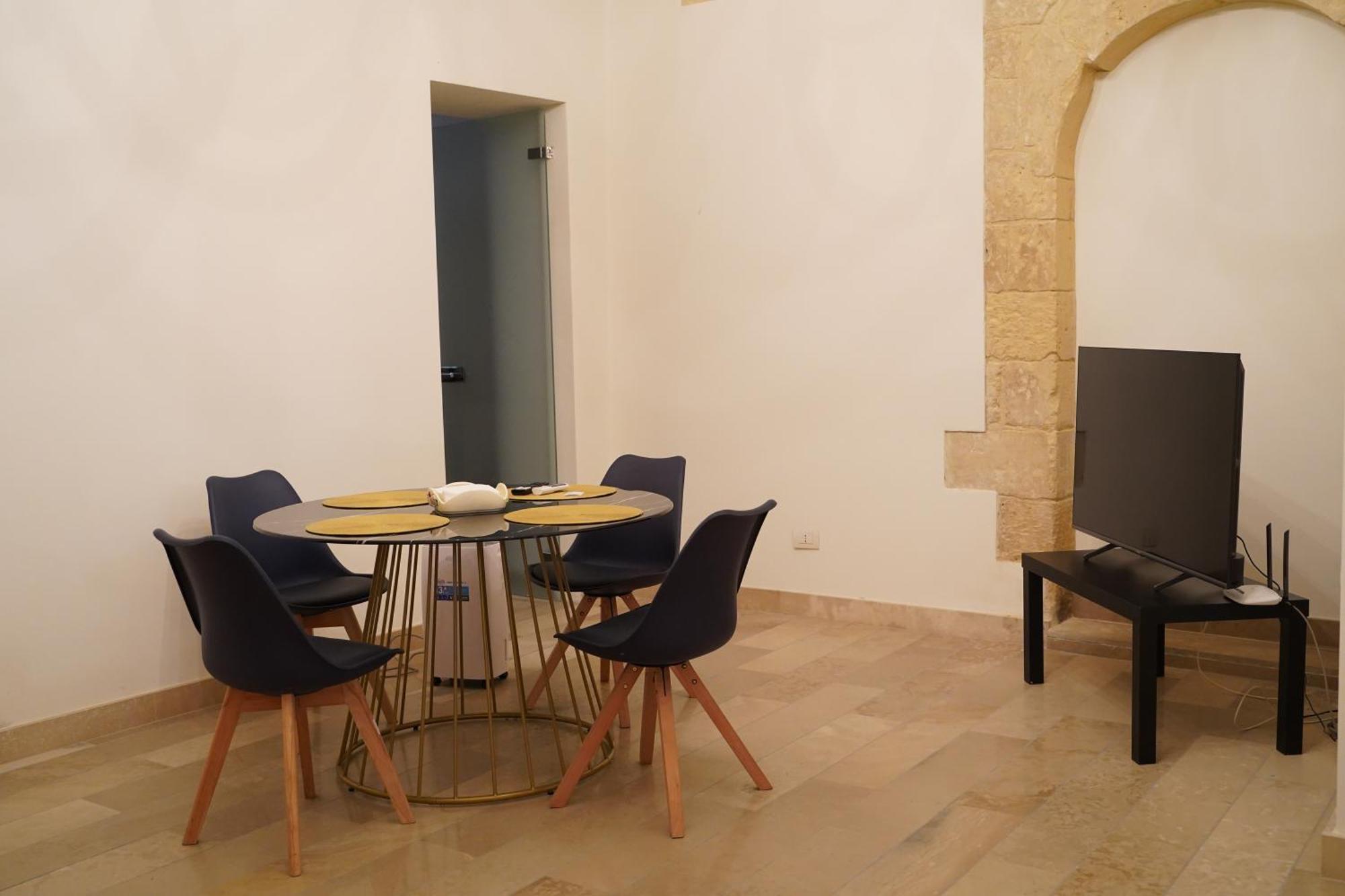 Suite Home D'Aragona Lecce Esterno foto